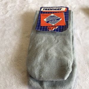 Trenway Baseball Sox NWT gray small boys size 7-8 1/2.